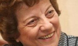 الموت يغيبُ المؤرخة والمناضلة الفلسطينية بيان الحوت عن 88 عاماً